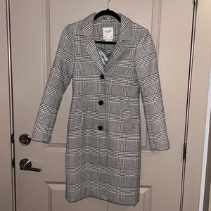 Gray pattern Abercrombie and Fitch Dad coat size XXS